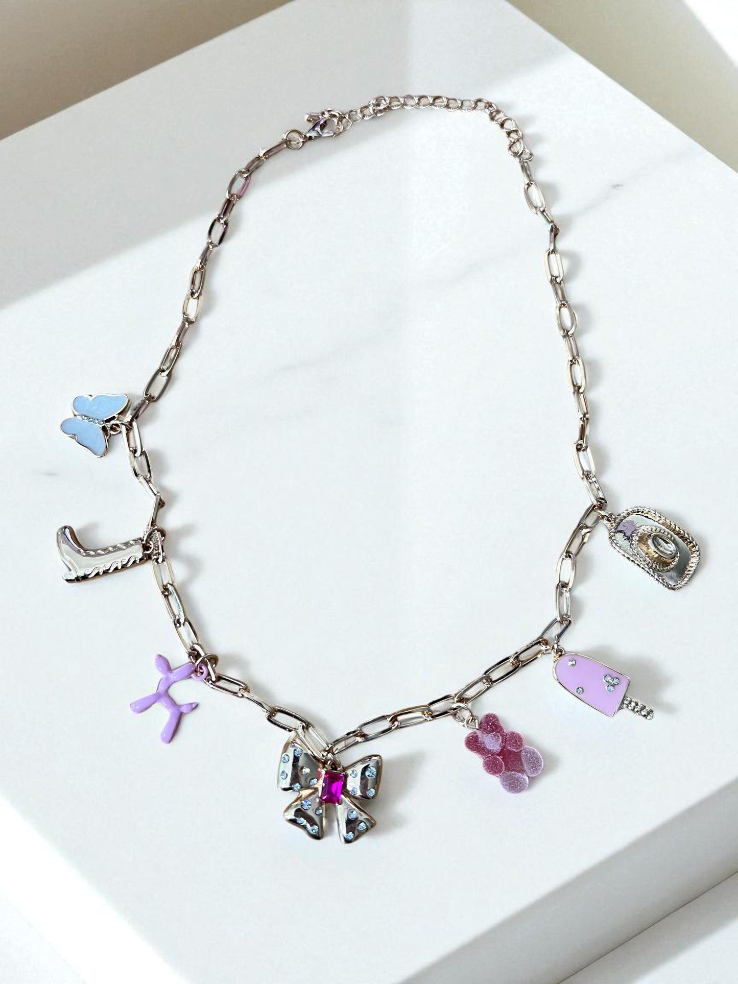 Chain Necklaces & Suede Chokers