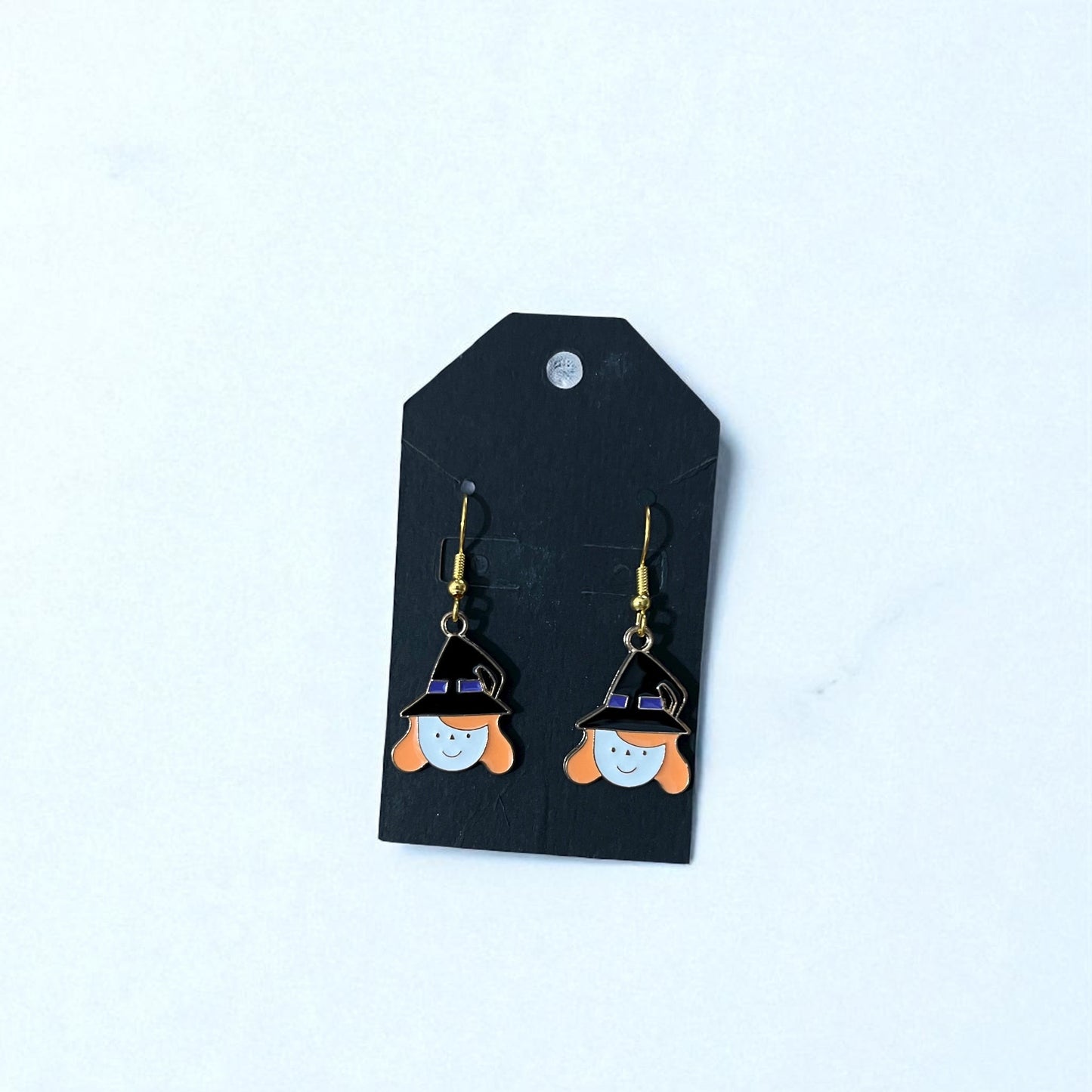 Spooky Earrings 🧟‍♀️