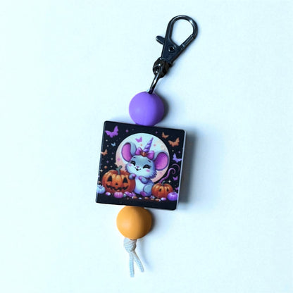 Halloween Keychains & Zipper Pulls 💜