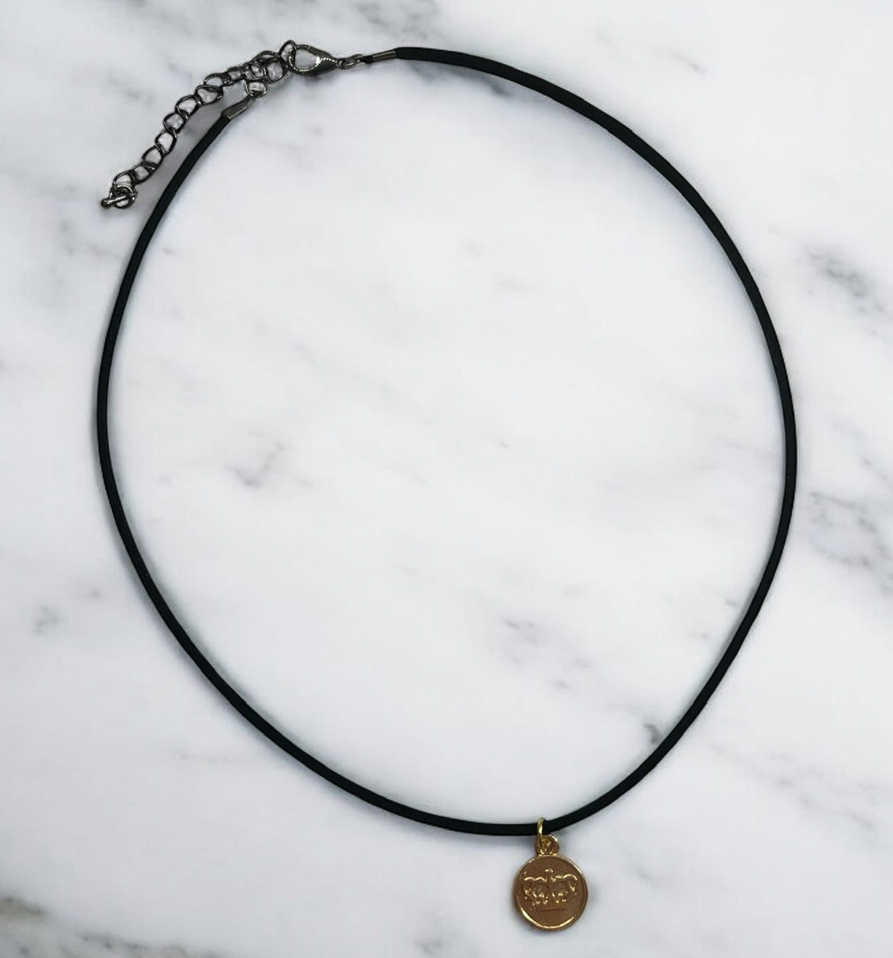 Chain Necklaces & Suede Chokers